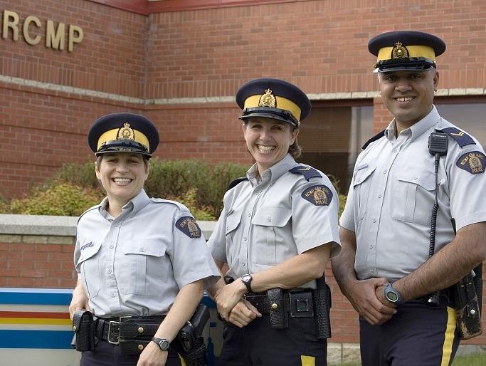 A special exhibition opens its doors for the indigenous population to work in the police