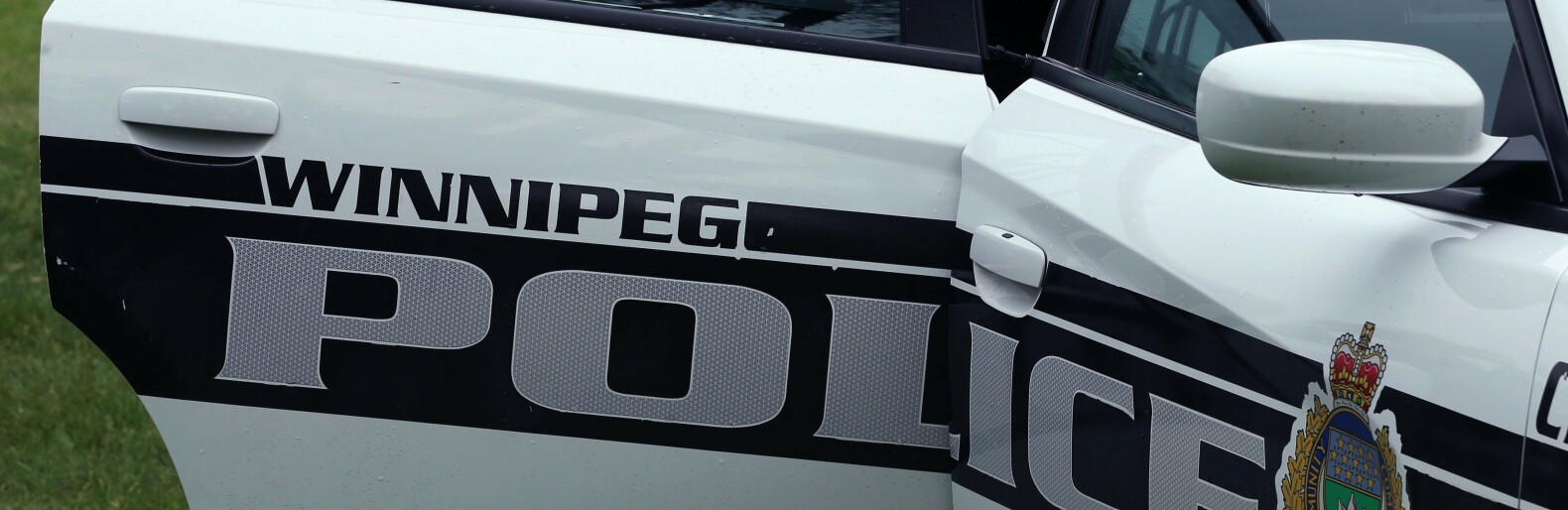 Stolen van hits the hydro distribution line
