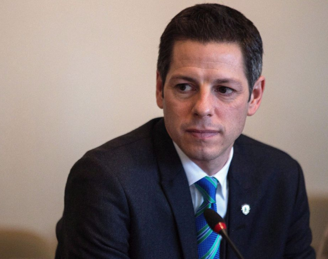 Mayor Bowman announces intention to meet with Pallister to solve city funding problem