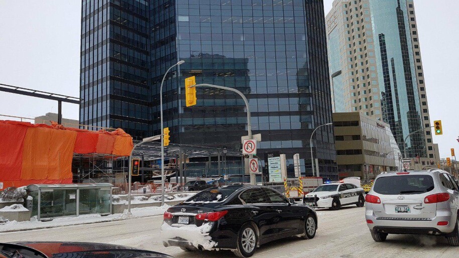 Gas leaking occurred on 360 Main St, Winnipeg
