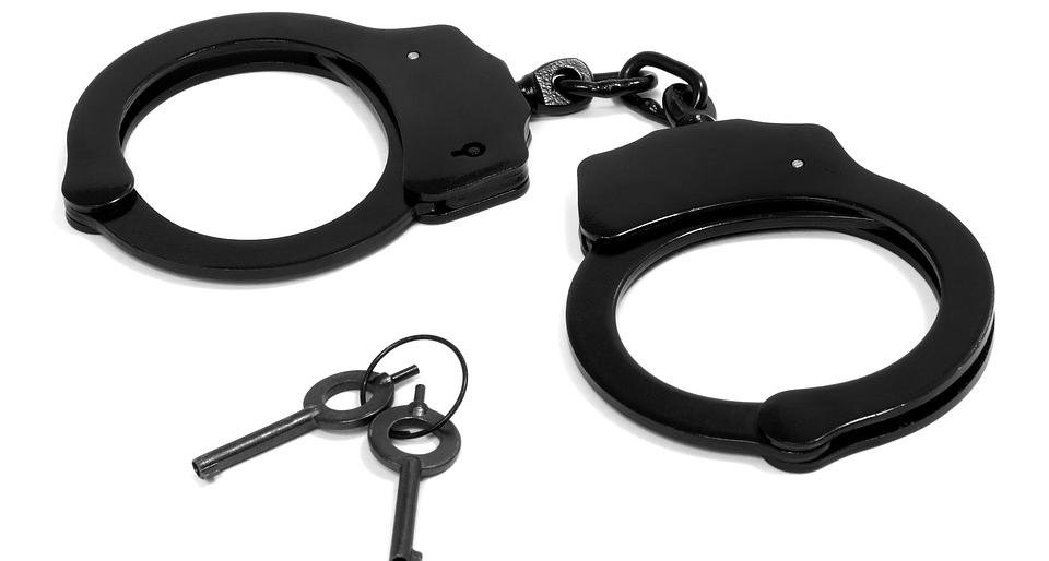 Killed a woman in 1996, arrested now for bank robbery 