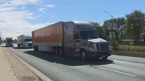 Manitoba wants higher standards for truck drivers