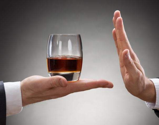 Manitoba health experts share their thoughts about alcohol-free January