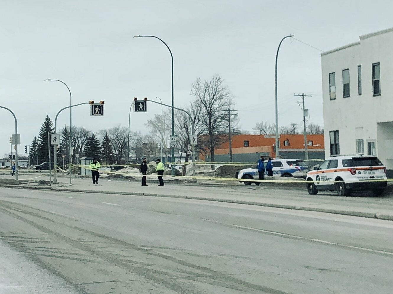 Car crash: woman and a child in critical condition