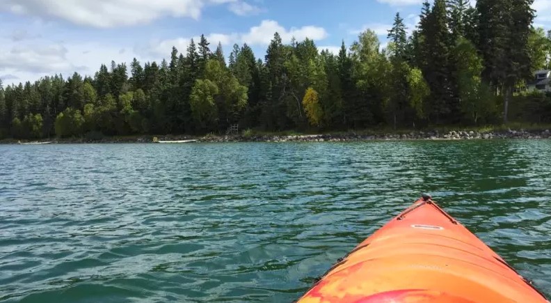 Boaters from Manitoba were found alive