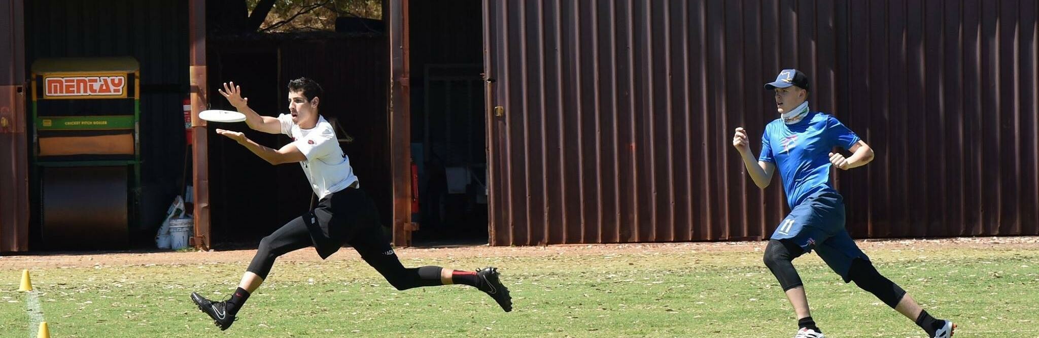 American frisbee team plays at Winnipeg championships in memory of the teammate