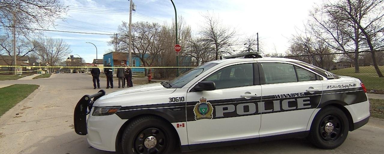 Man on meth damages cars and brake windows