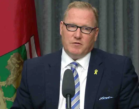  The budget deficit of Manitoba is below the expected level