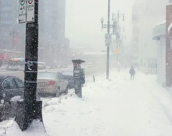 Heavy snowfall bypassed Winnipeg
