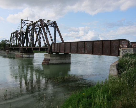 The guy that fell from the bridge in Fairford is considered drowned