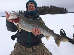The economic effect of winter fishing on Lake Winnipeg