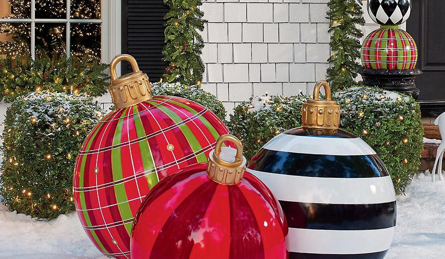 Christmas decorations were stolen from a Winnipeg family