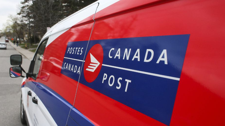 Canada Post tells how to save parcels during holidays