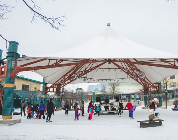 What is open and closed in Winnipeg on the New Year Eve