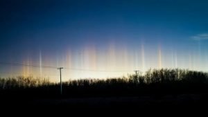 A rare natural anomaly was observed in Winnipeg - light poles