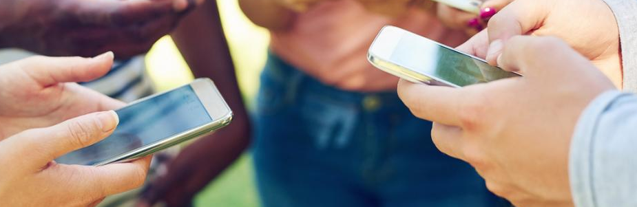  Winnipeg doctors talked about health problems caused by the use of smartphones