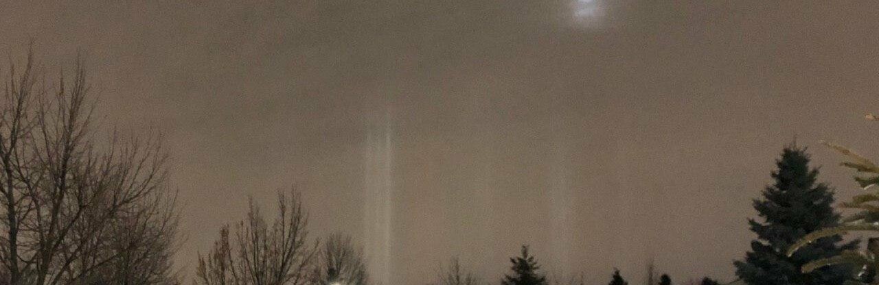 Winnipeggers witnessed light pillars phenomenon