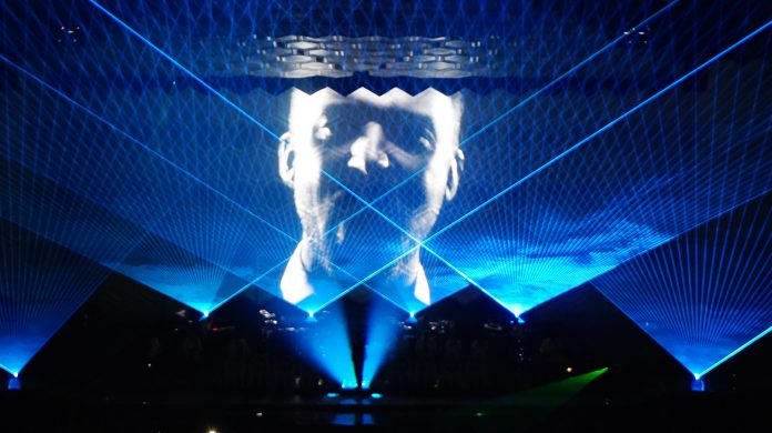 Which Winnipeg club did Justin Timberlake choose to watch the Super Bowl?