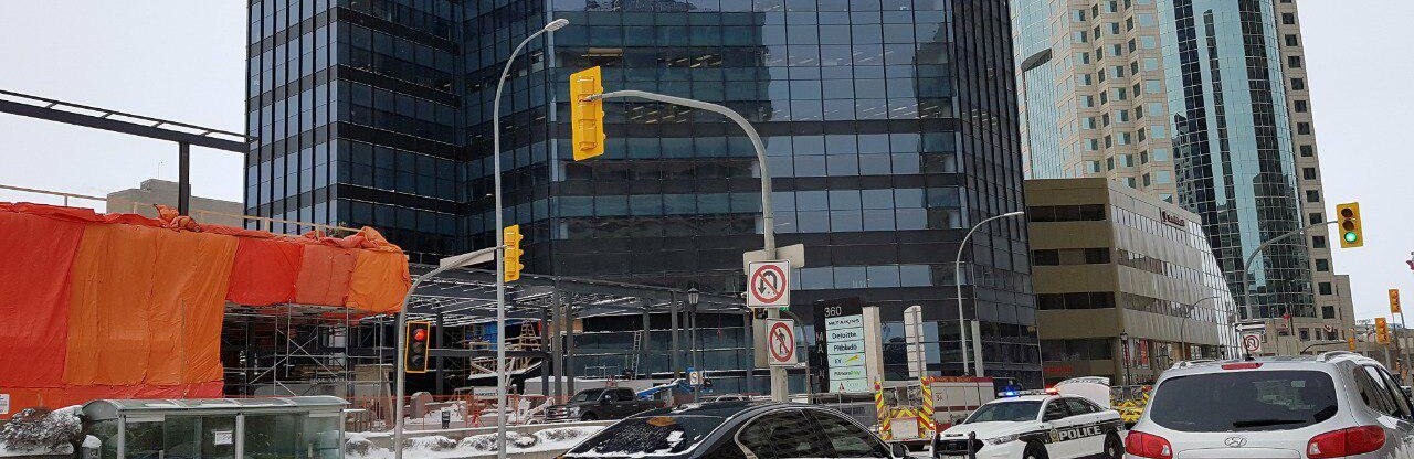 Gas leaking occurred on 360 Main St, Winnipeg