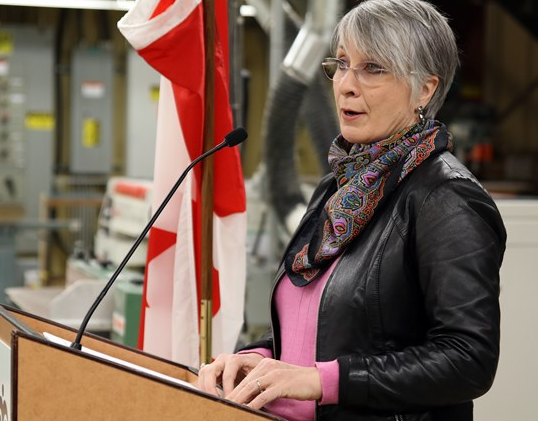 Patty Hajdu announced $3.1M for assistance for women seeking work in building trades