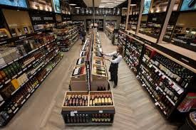 Daylight liquor store thefts in Winnipeg