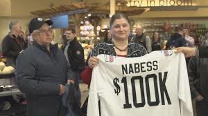 Manitoba fan gets $100,000 thanks to Blake Wheeler