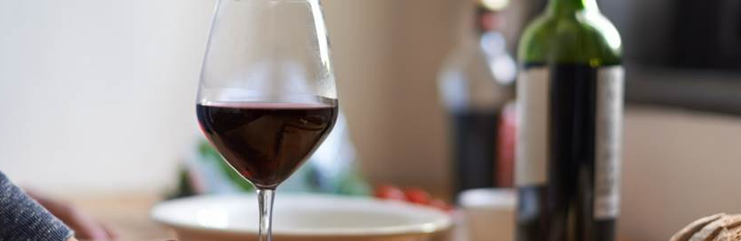 ‘Mommy’ drinking culture tries to make alcohol consumption more popular among women