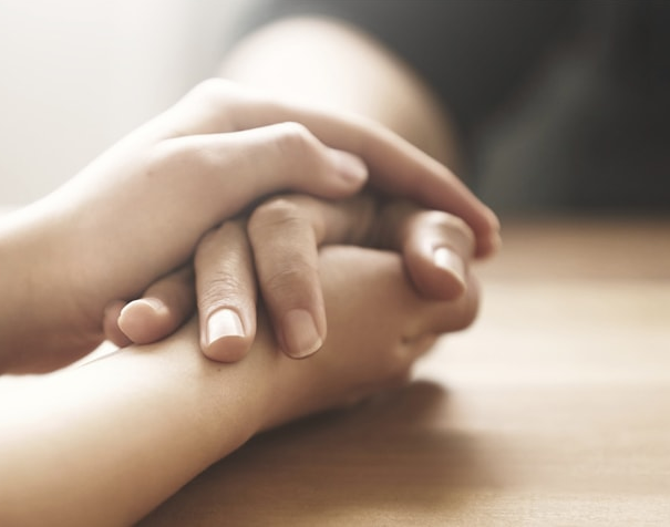 Winnipeg man is starting The Dinner Party for young people who have lost someone