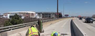 Winnipeg should spend federal gas tax money on local roads