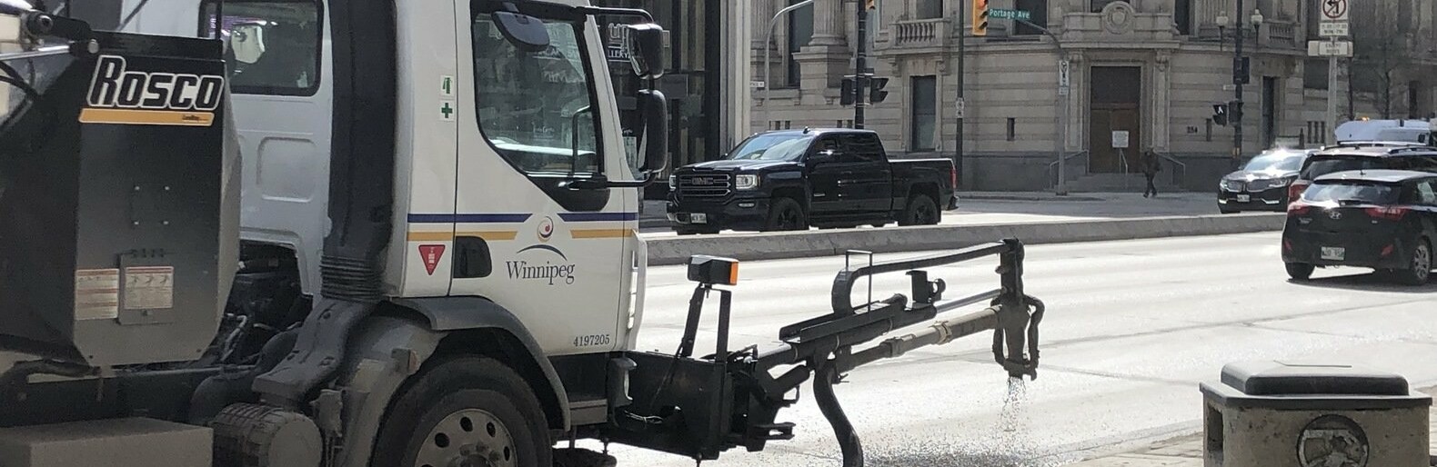 Winnipeg works on potholes after the winter