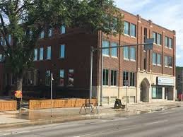 Residents evacuated from Portage Avenue building